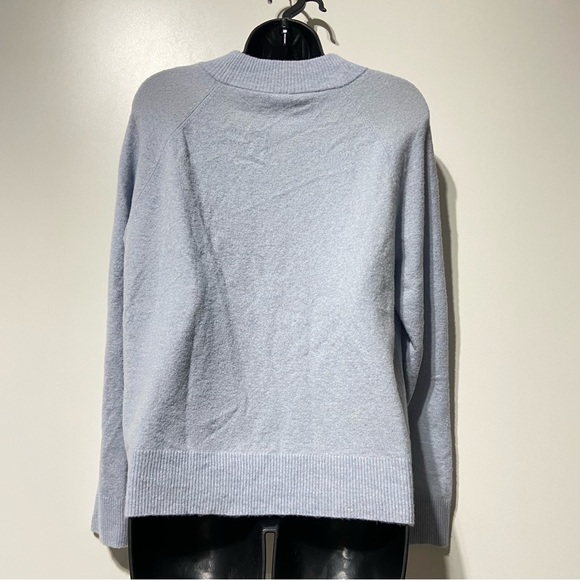 Athleta Hawthorne Crew Neck Extra Fine Merino Wool Sweater Light Blue Size Small - Picture 7 of 12